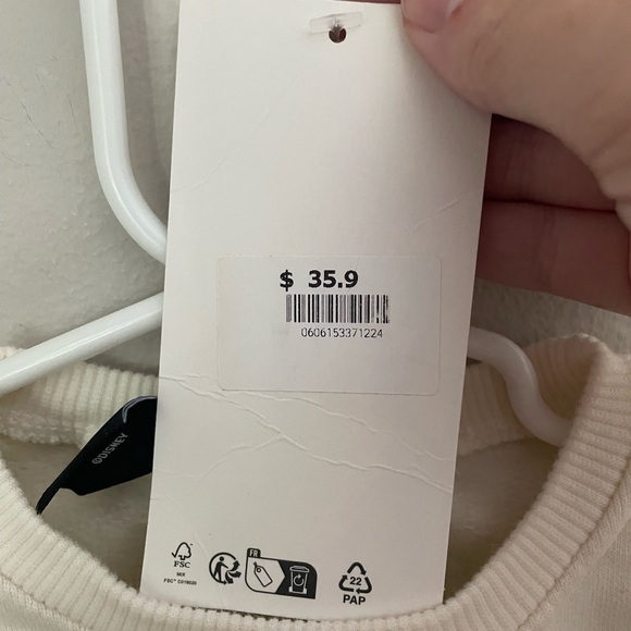 Disney Cream Dumbo Sweatshirt with Pink Accents Size 2T NWT - Picture 4 of 4